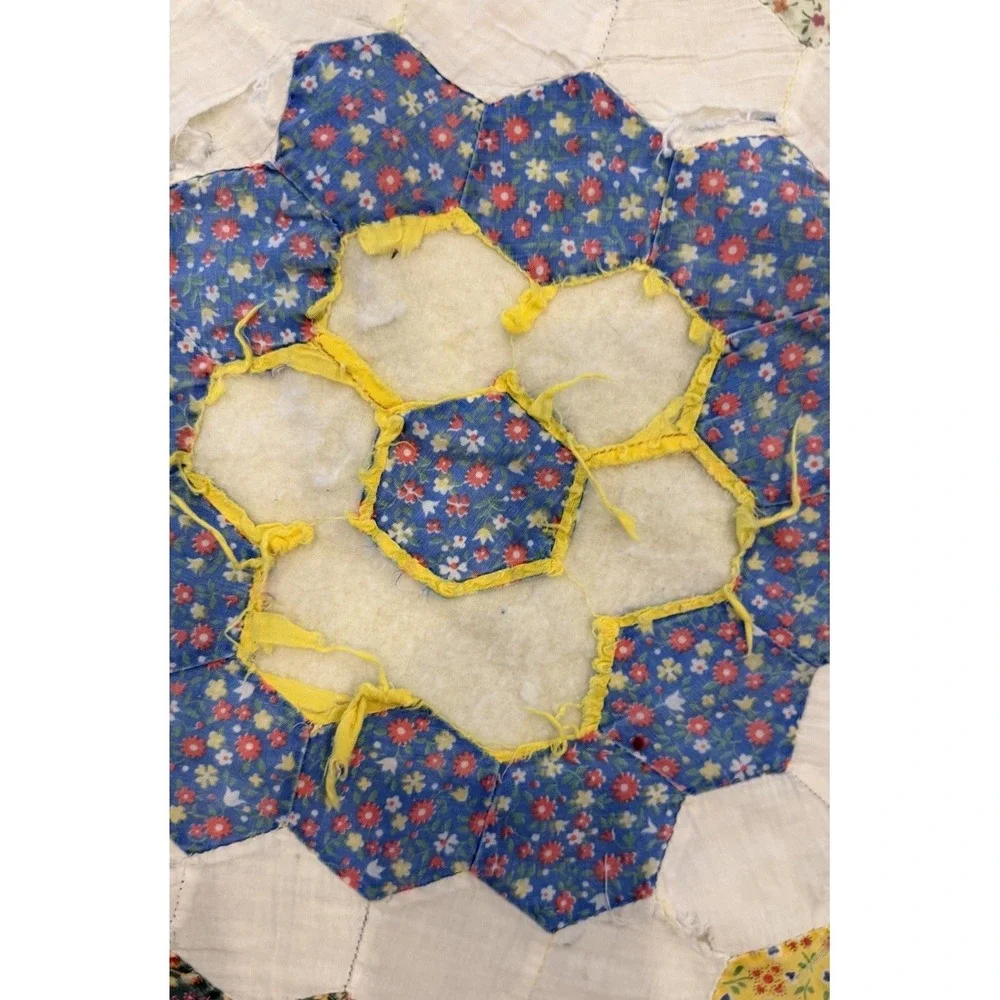 Vintage Grandmother's Flower Garden Quilt 89